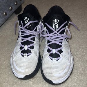 Kyrie 7 Basketball Shoes